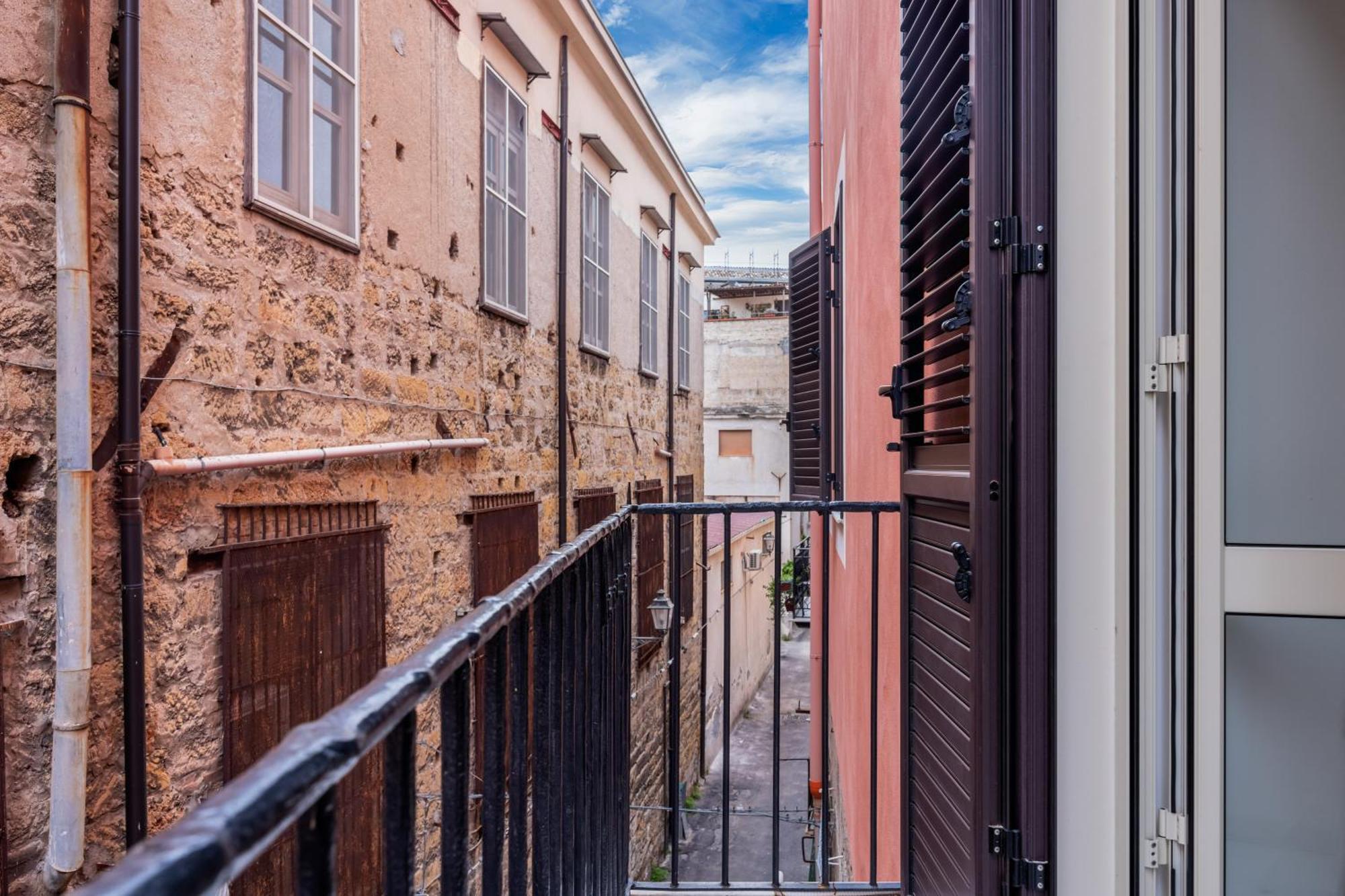 Open Sicily Homes - Near The Central Train Station — Photos 2